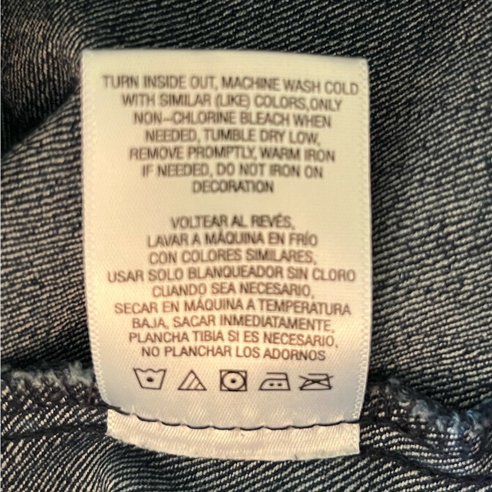 Size Small Bongo Jean Jacket With Embellishments. - image 6